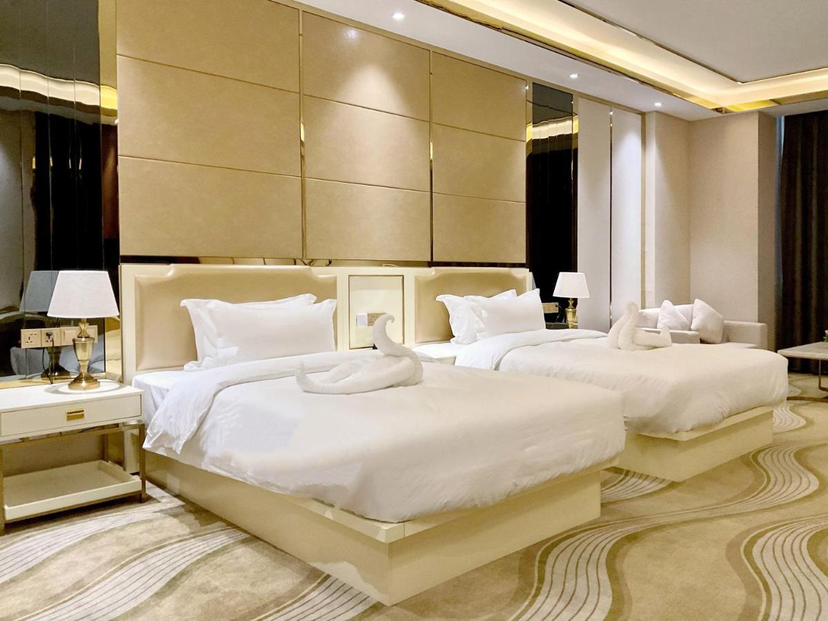 St Hotel Wattay Airport Vientiane Esterno foto